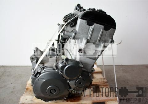 Käytetty SUZUKI GSX  moottoripyörän moottori  T713-106972 netistä