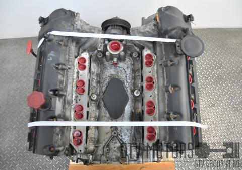 Motore usato dell'autovettura JAGUAR XJ  KJ6JL AJ-V8 su internet